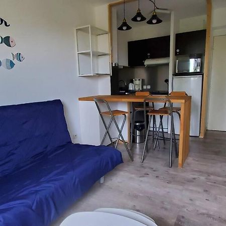 Appartement Dans Residence Avec Piscine La Londe-les-Maures Esterno foto